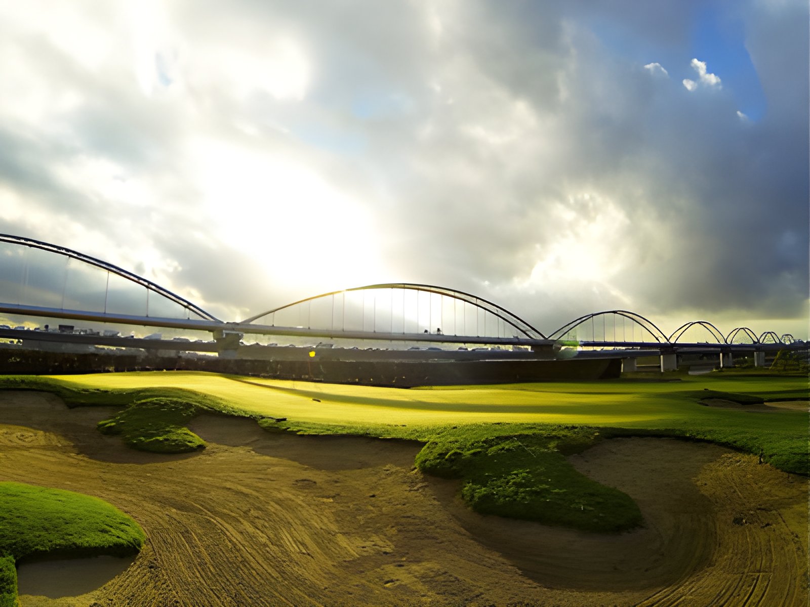 Ｇｏｌｆ　Ｌｉｎｋｓ　Ｔａｋａｔｓｕｋｉ　ｅＮｅ（旧：高槻ゴルフ倶楽部）